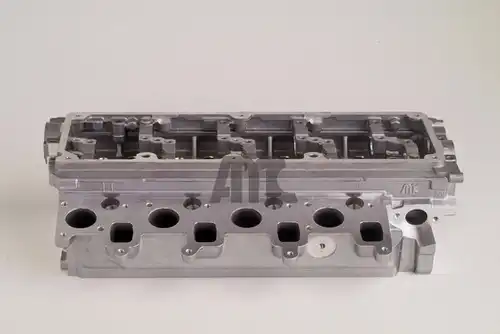 цилиндрова глава AMC 908801