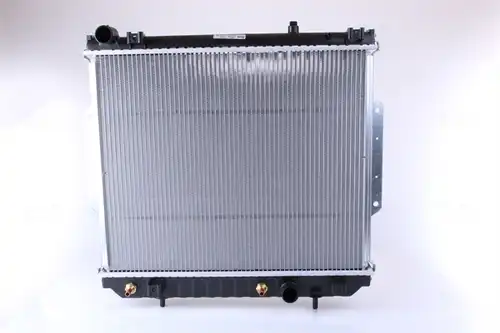 воден радиатор NISSENS 61020A