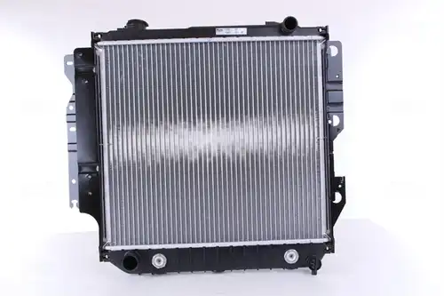 воден радиатор NISSENS 61036