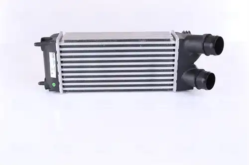 интеркулер (охладител за въздуха на турбината) NISSENS 96584