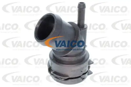 фланец за охладителната течност VAICO V10-3531