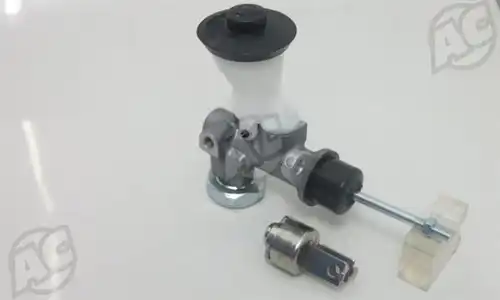 горна помпа на съединител AUTO CYLINDERS CPD.TOY338